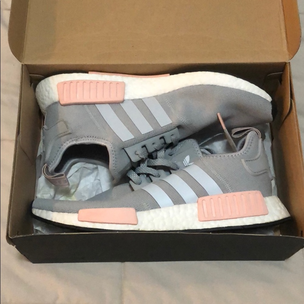 Adidas Women’s NMD R1 ‘Light Onix’